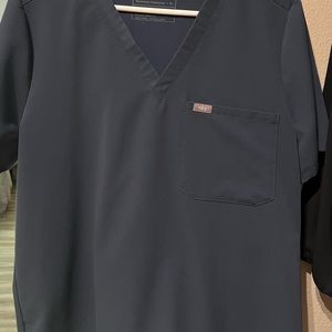 Figs scrub set (Catrina top/Kade pants), Rare find